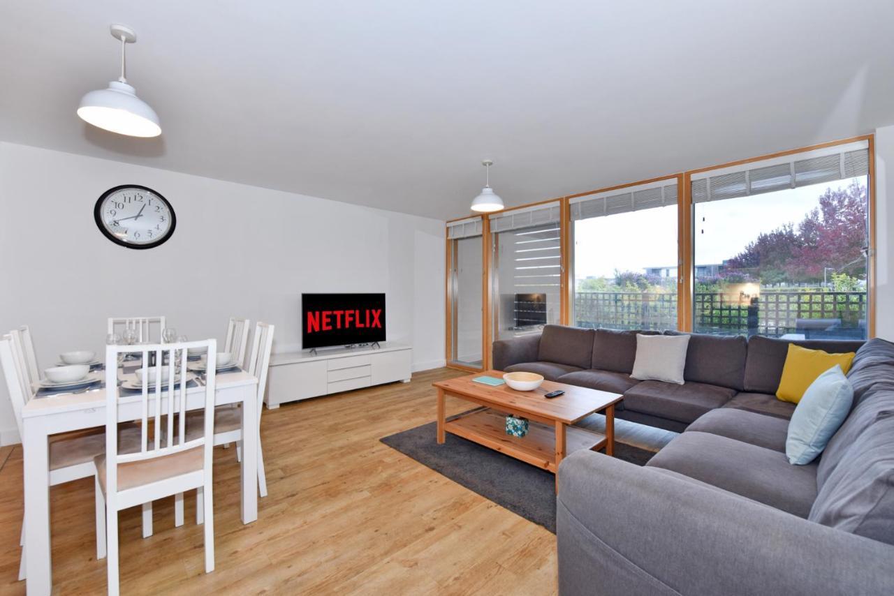 The Vizion Serviced Apartments From Pincott Properties - Free Parking, Private Balcony, And Wifi Milton Keynes Eksteriør billede