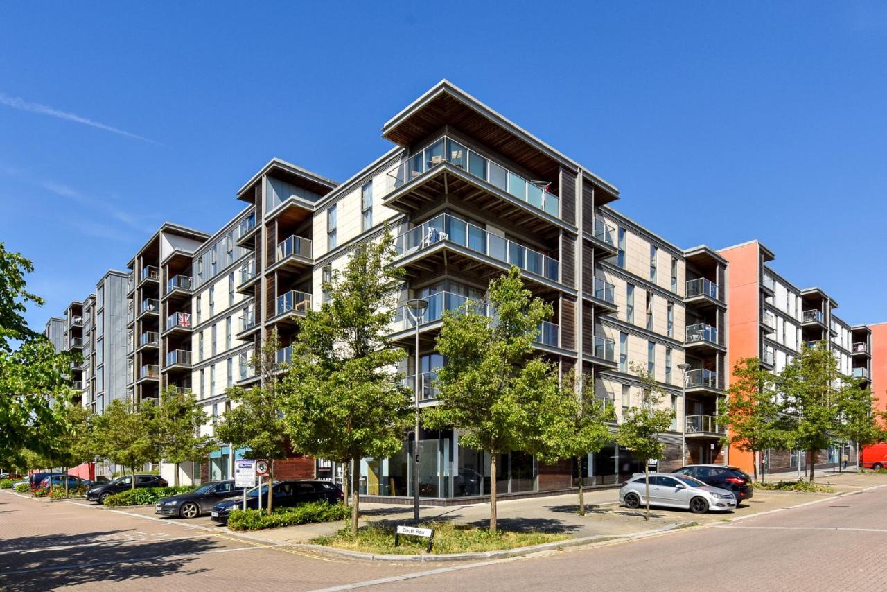 The Vizion Serviced Apartments From Pincott Properties - Free Parking, Private Balcony, And Wifi Milton Keynes Eksteriør billede
