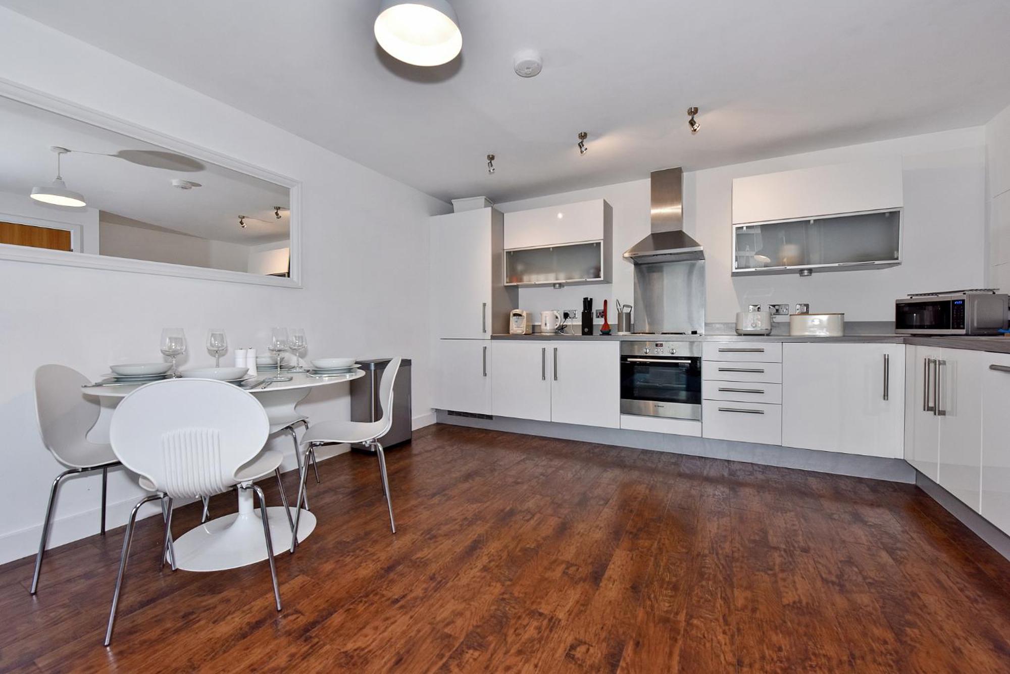 The Vizion Serviced Apartments From Pincott Properties - Free Parking, Private Balcony, And Wifi Milton Keynes Eksteriør billede