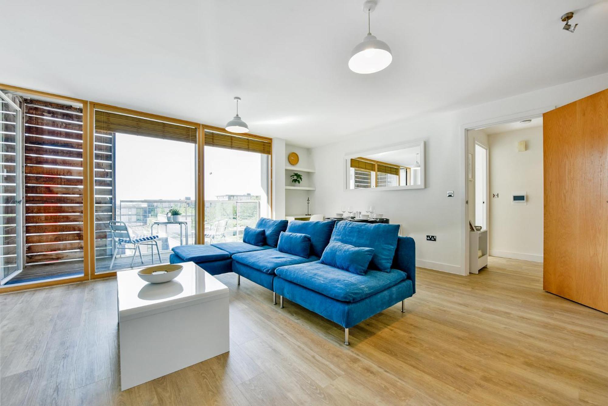 The Vizion Serviced Apartments From Pincott Properties - Free Parking, Private Balcony, And Wifi Milton Keynes Eksteriør billede