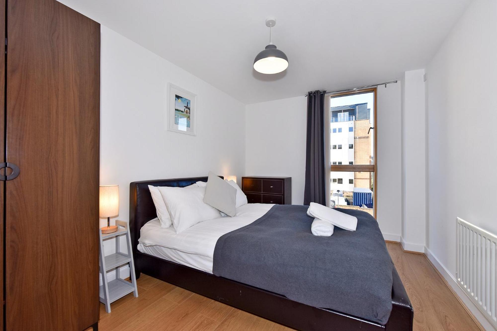 The Vizion Serviced Apartments From Pincott Properties - Free Parking, Private Balcony, And Wifi Milton Keynes Værelse billede
