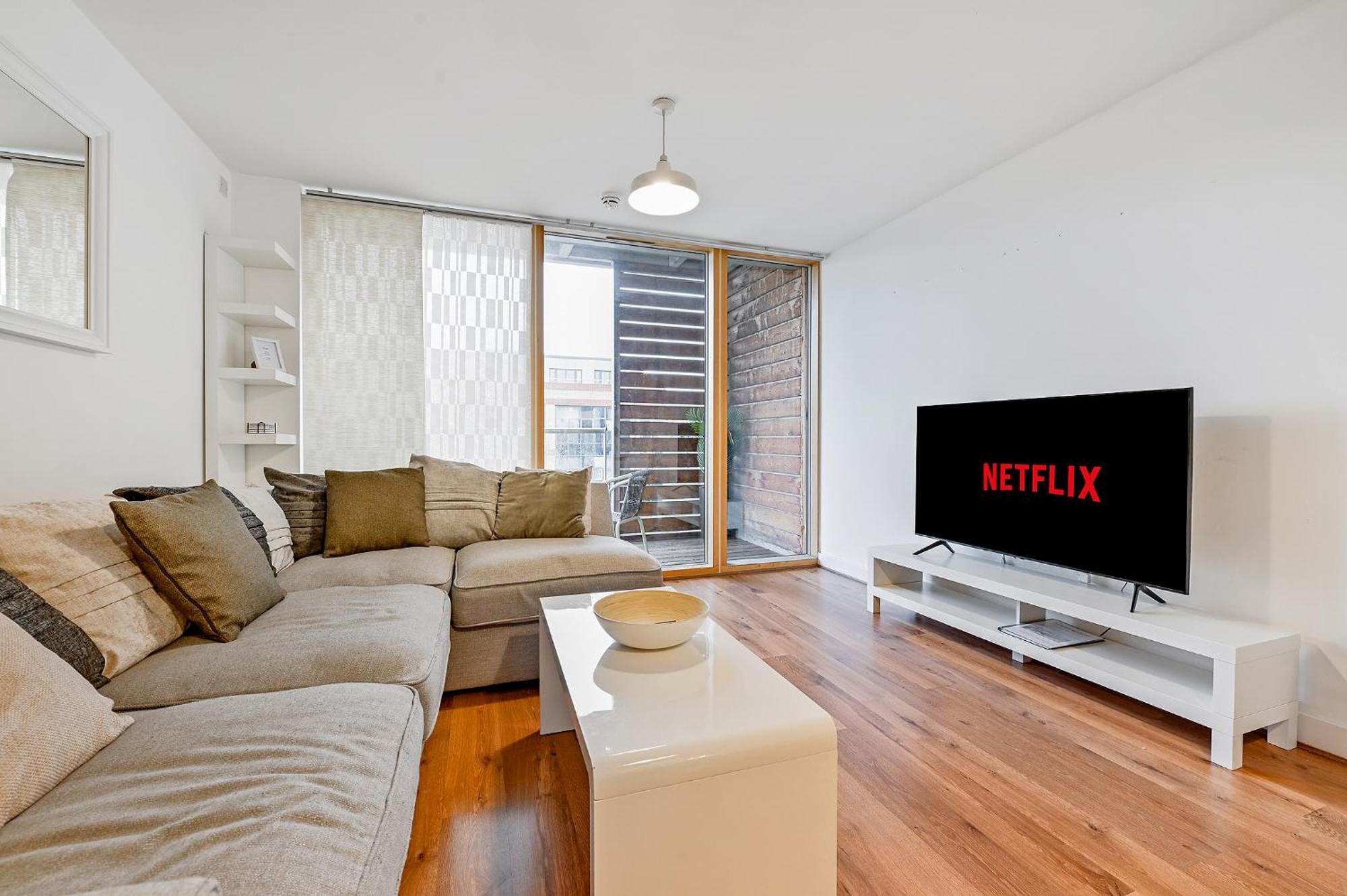 The Vizion Serviced Apartments From Pincott Properties - Free Parking, Private Balcony, And Wifi Milton Keynes Eksteriør billede